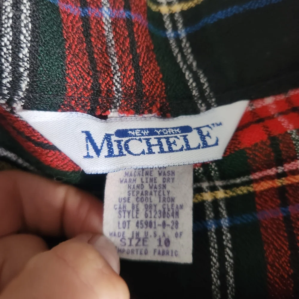 Vintage Michelle New York Plaid Holiday Print 10